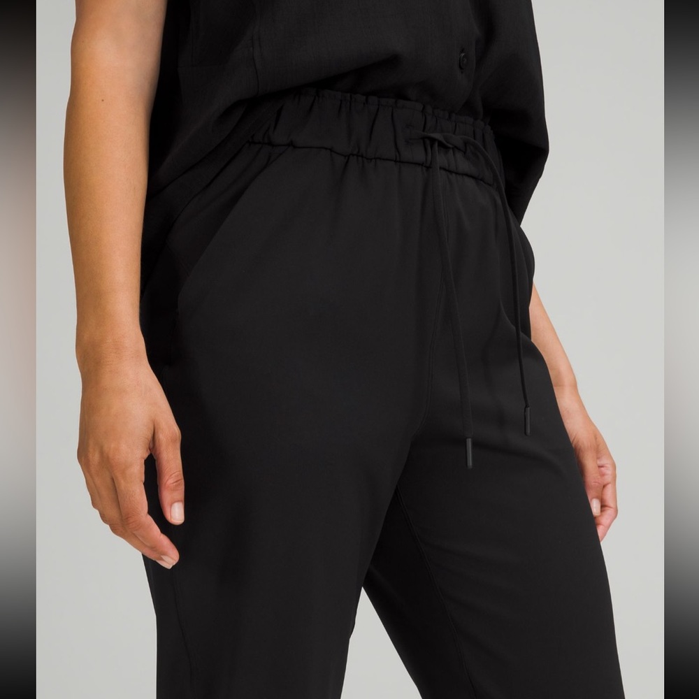 LULULEMON Stretch HR Jogger